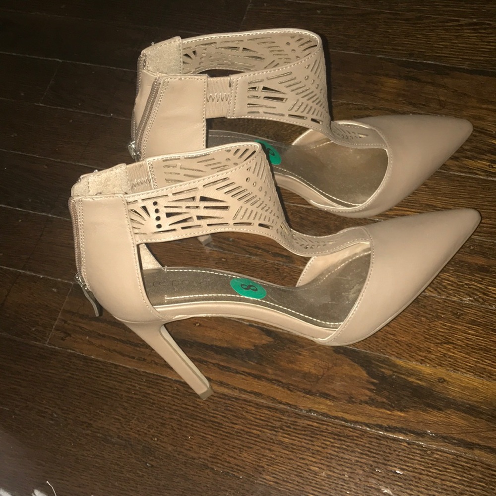 Tan heels